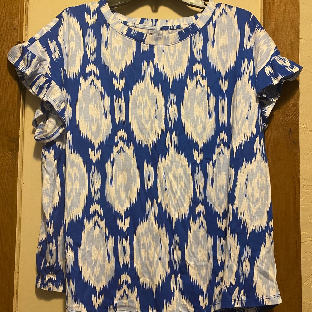 Crown & Ivy Blue and White Ruffled Blouse